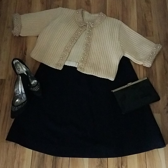 Vintage 50s Crop Sweater with Tiny Faux Pearls - Picture 10 of 10